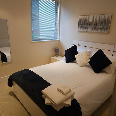 Comfy Spacious Apartment In Canary Wharf London Luaran gambar