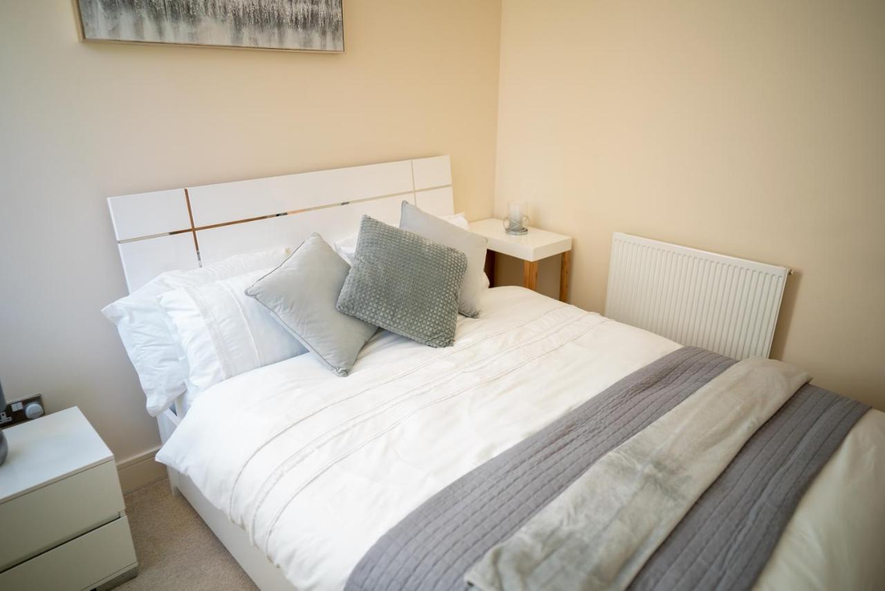 Comfy Spacious Apartment In Canary Wharf London Luaran gambar