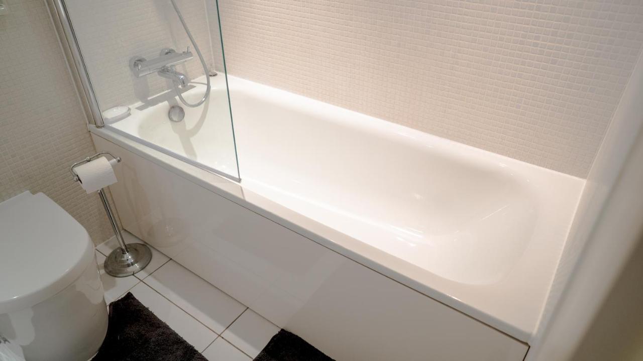 Comfy Spacious Apartment In Canary Wharf London Luaran gambar