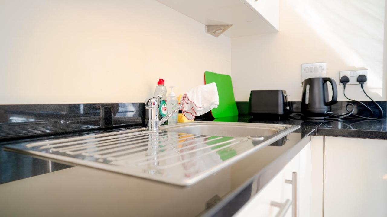 Comfy Spacious Apartment In Canary Wharf London Luaran gambar