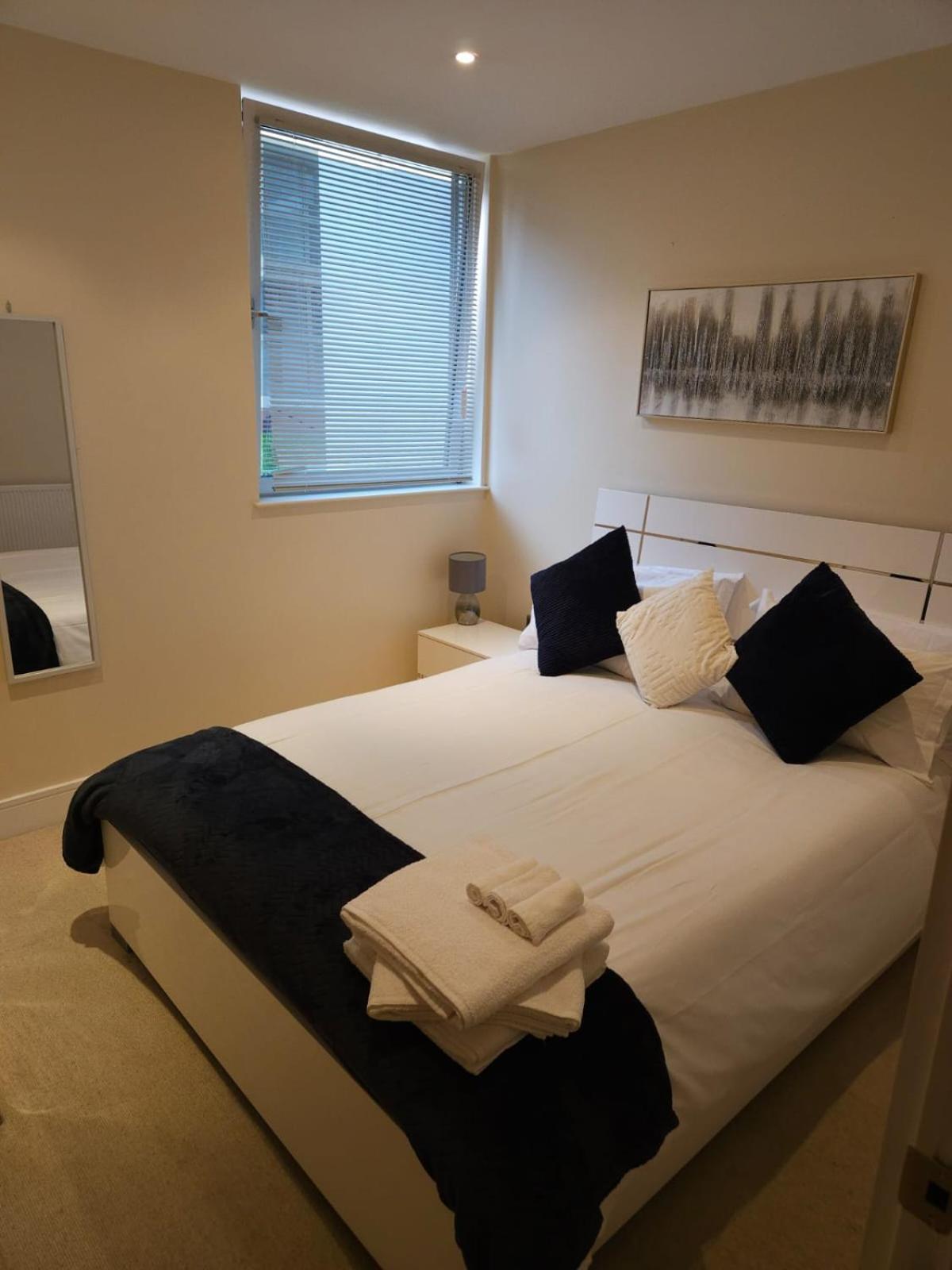 Comfy Spacious Apartment In Canary Wharf London Luaran gambar